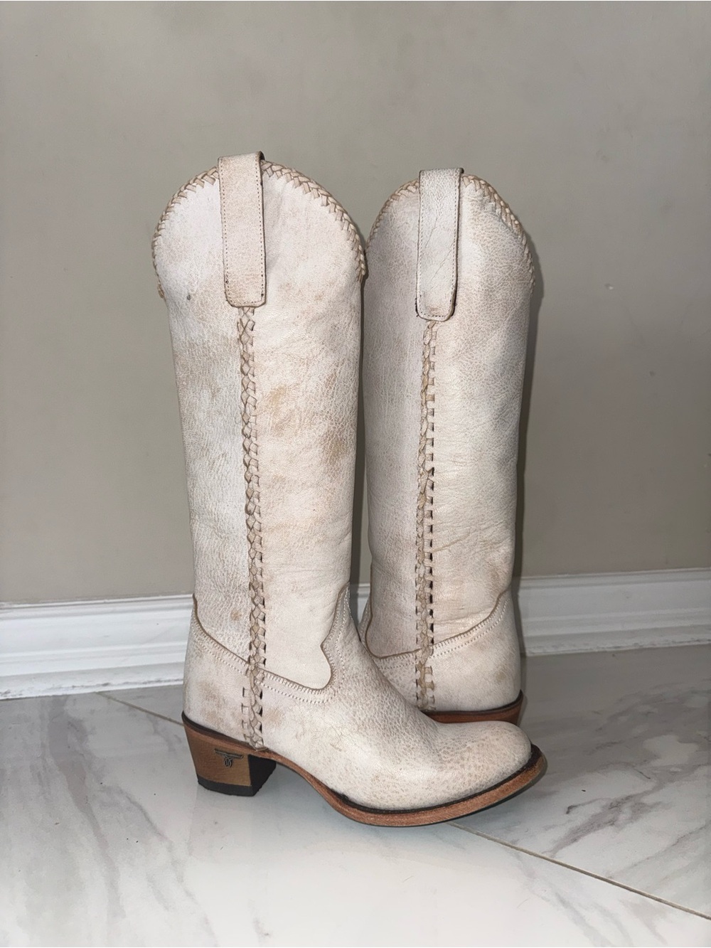 Lane Women's White Leather Western Boots Size 7 Hand-Stitched Detail